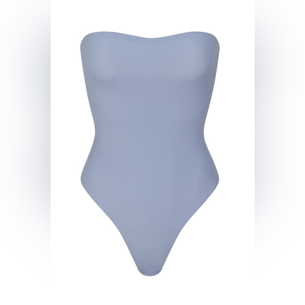 Skims Strapless Bodysuit in size Medium — color Slate